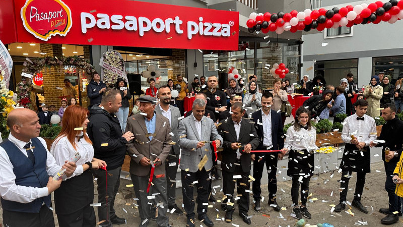 Pasaport Pizza’nın İzmir’deki 21. Şubesi Bornova’da açıldı