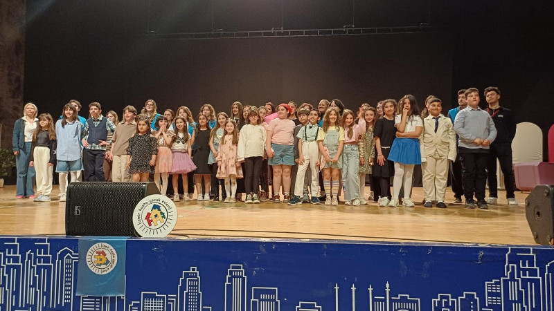 Binden fazla İzmirli iyilik sahnesinde buluştu