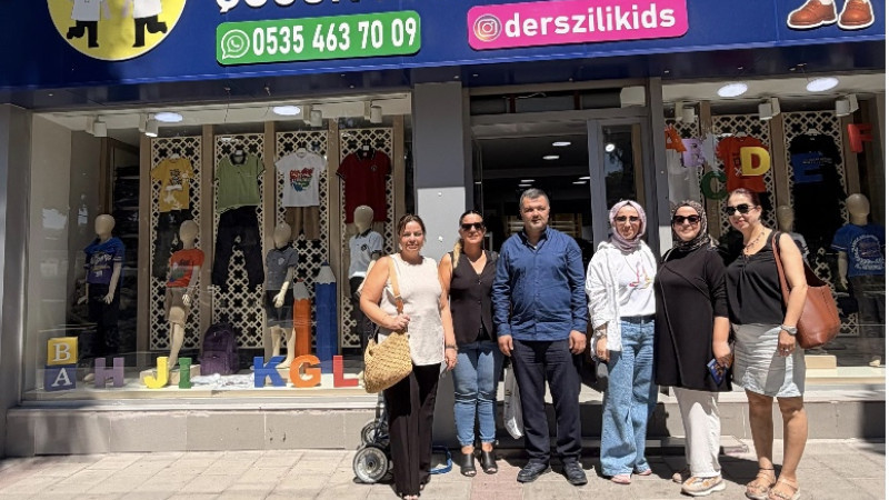AK Partili Oygur'dan Buca'da Çocuklar İçin 'Kıyafet Dayanışması' 